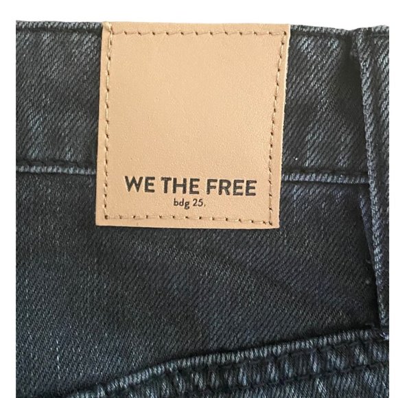 We The Free Crvy High-Rise, Straight Shooter Jean- Black (OB1290332)- Size 33 - Picture 4 of 8